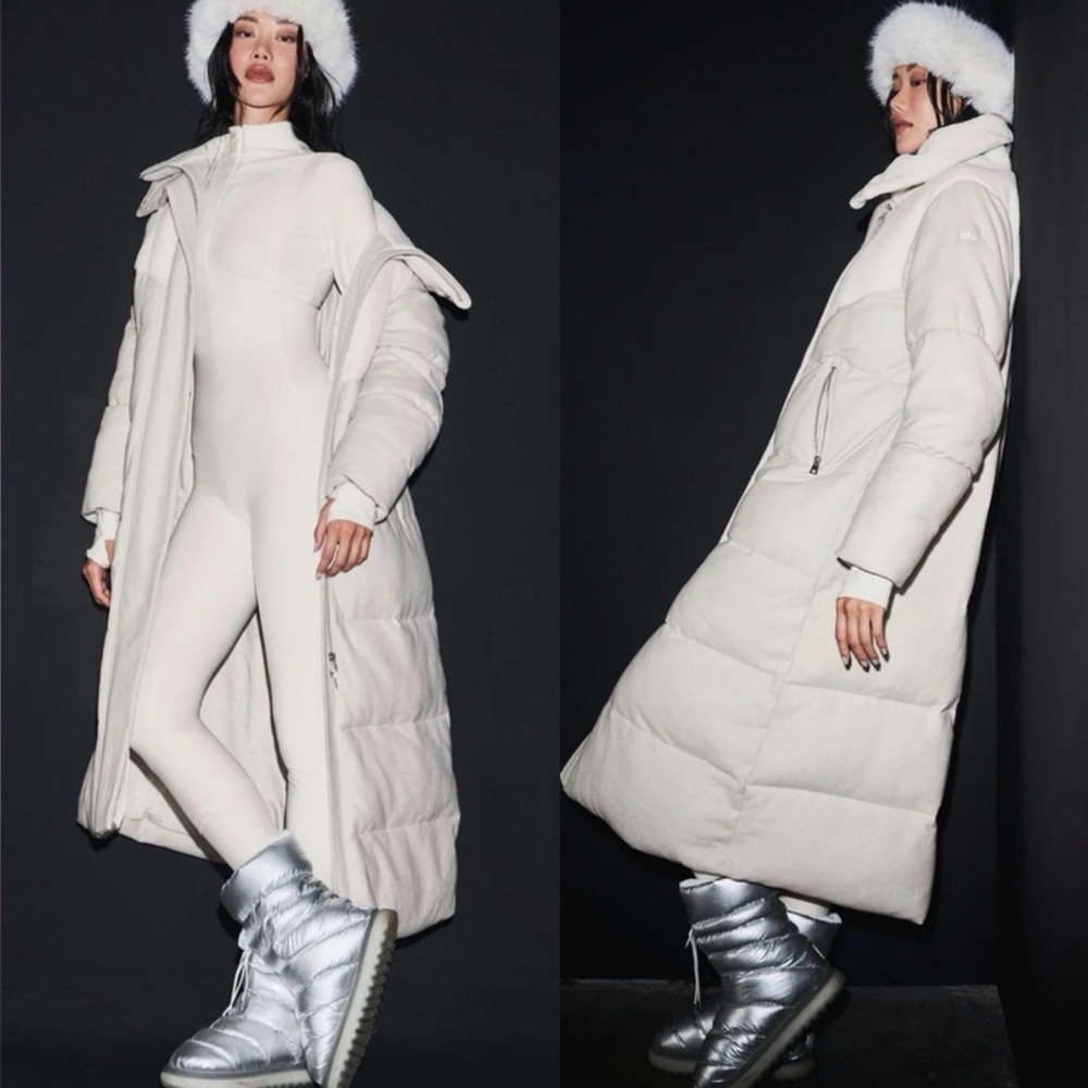 New $1795 Alo Yoga Snowfall Puffer Coat White Oaks XS Jacket NWT SOLD OUT!
